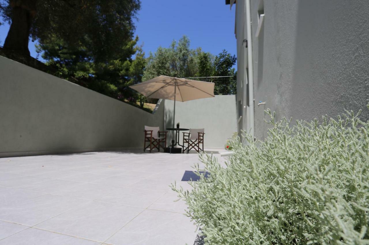 Polychrono Suite 2 Exterior photo